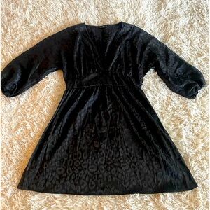 Black, silky, leopard print, elastic waist 1X V-Cut Dress